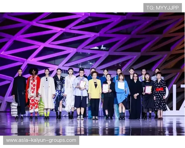 青年选手在国际邀请赛中获最佳新人奖,媒体点赞,2021国际青年设计师邀请赛